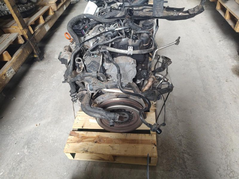 2012 Volkswagen Golf 2.0l, Vin F (5th Digit, Gasoline), (engine Id Crza)