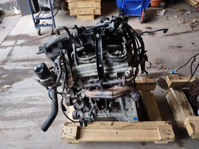 2013 Toyota Tacoma 4.0l (vin u, 5th digit, 1grfe engine, 6 cylinder), 4x2, at Used Engine (Price- 3800)