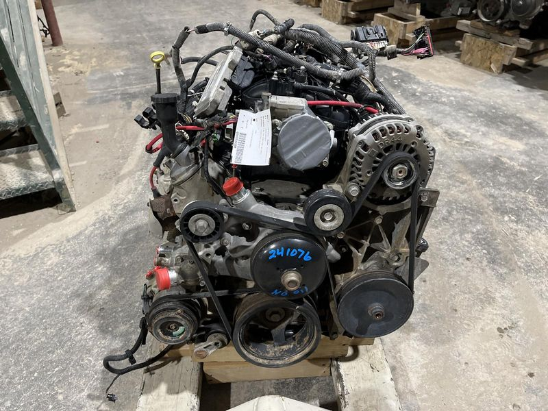 2008 Chevy Avalanche 5.3l v8 Used Engine (Price- 2700)