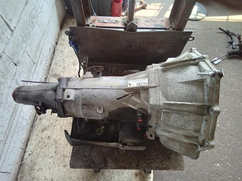 2006 Chevy Suburban 1500 5.3l v8 Used Transmission (Price- 1600)